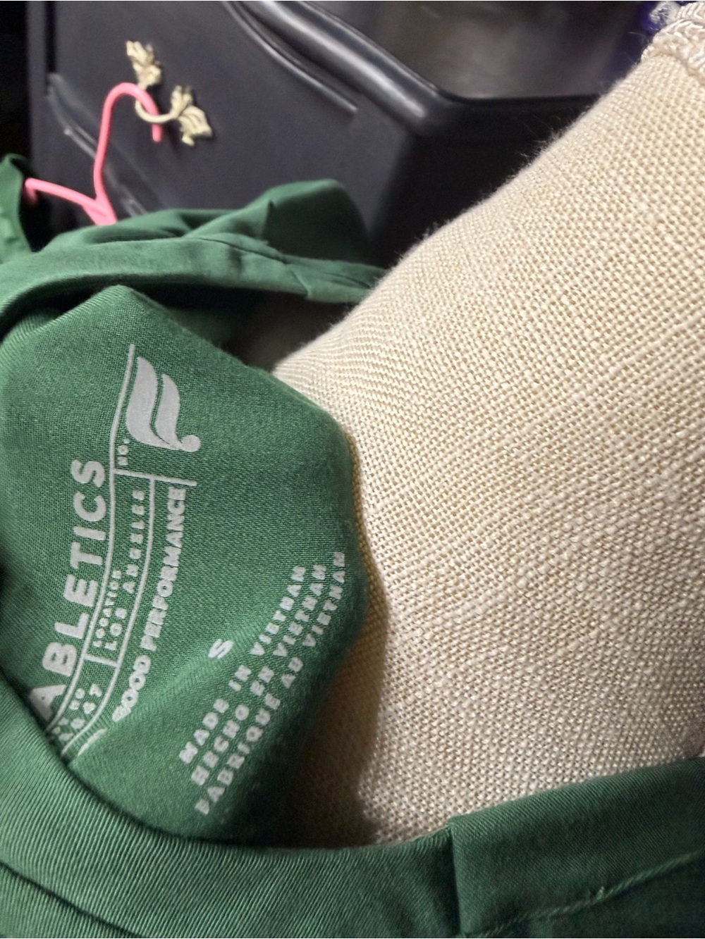 Fabletics forest green scrub set size small - Picture 3 of 3